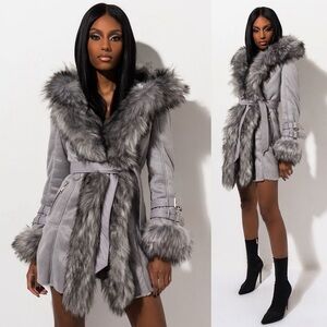 GORGEOUS 🤩 Azalea Wang Yukon Faux Fur Trimmed Gray Faux Suede Coat - S - NWOT